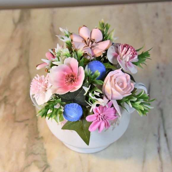 Vintage orphan (no lid) sugar bowl with delicate airbrushed Sola Wood flowers - Picture 2 of 8